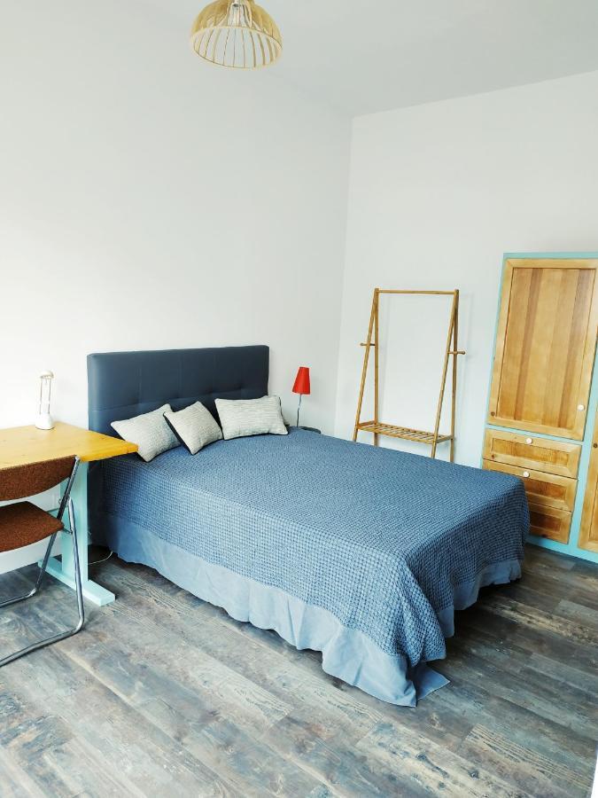 Chez Leslie Et Vincent : Logements Climatises Avec Parking Privatif Perpignano Esterno foto