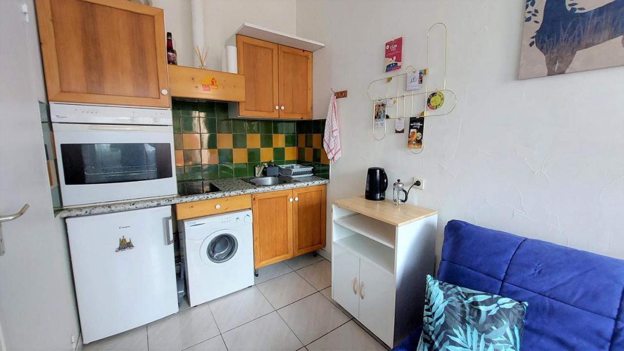 Chez Leslie Et Vincent : Logements Climatises Avec Parking Privatif Perpignano Esterno foto